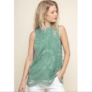 UMGEE Dusty Mint Floral Embroidered Lace Sleeveless Top/Size Large